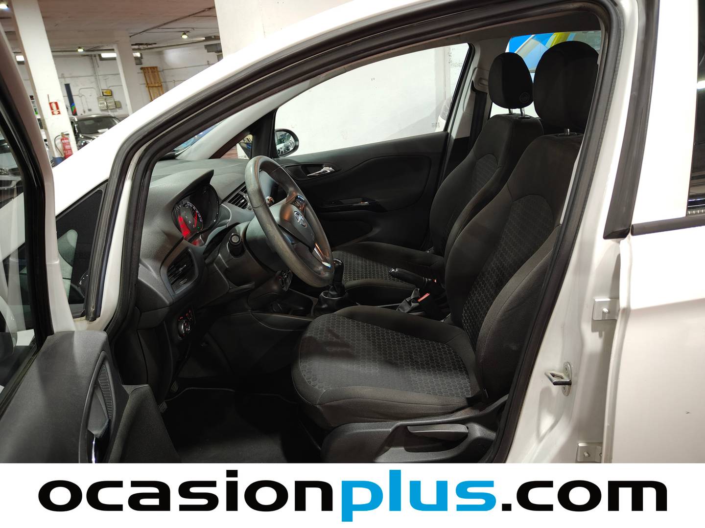 Foto asientos delanteros Opel Corsa Opel Corsa 1.4 Expression (75 CV)