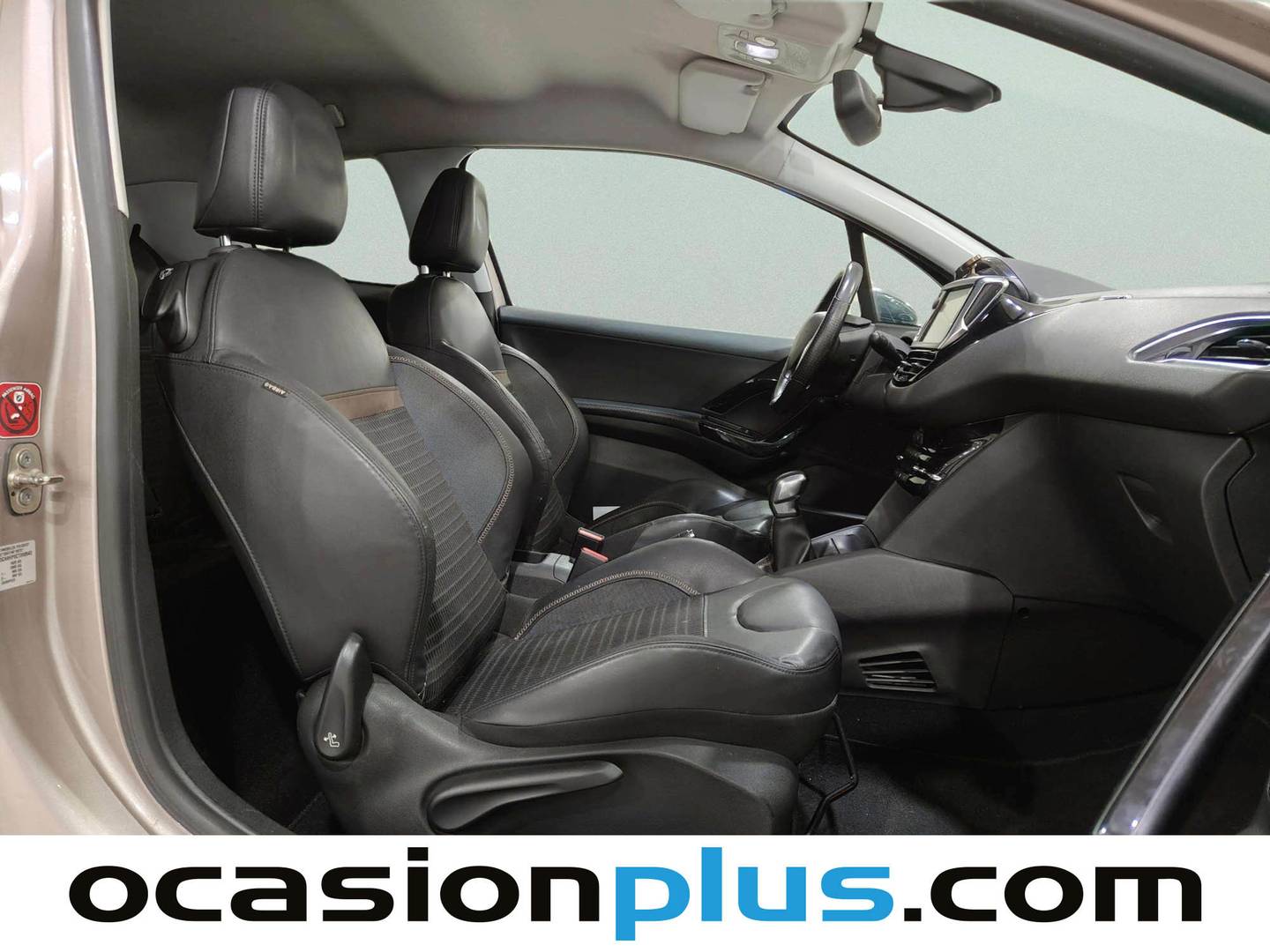 Peugeot 208 Peugeot 208 1.6 e-HDi Active (92 CV) km 0
