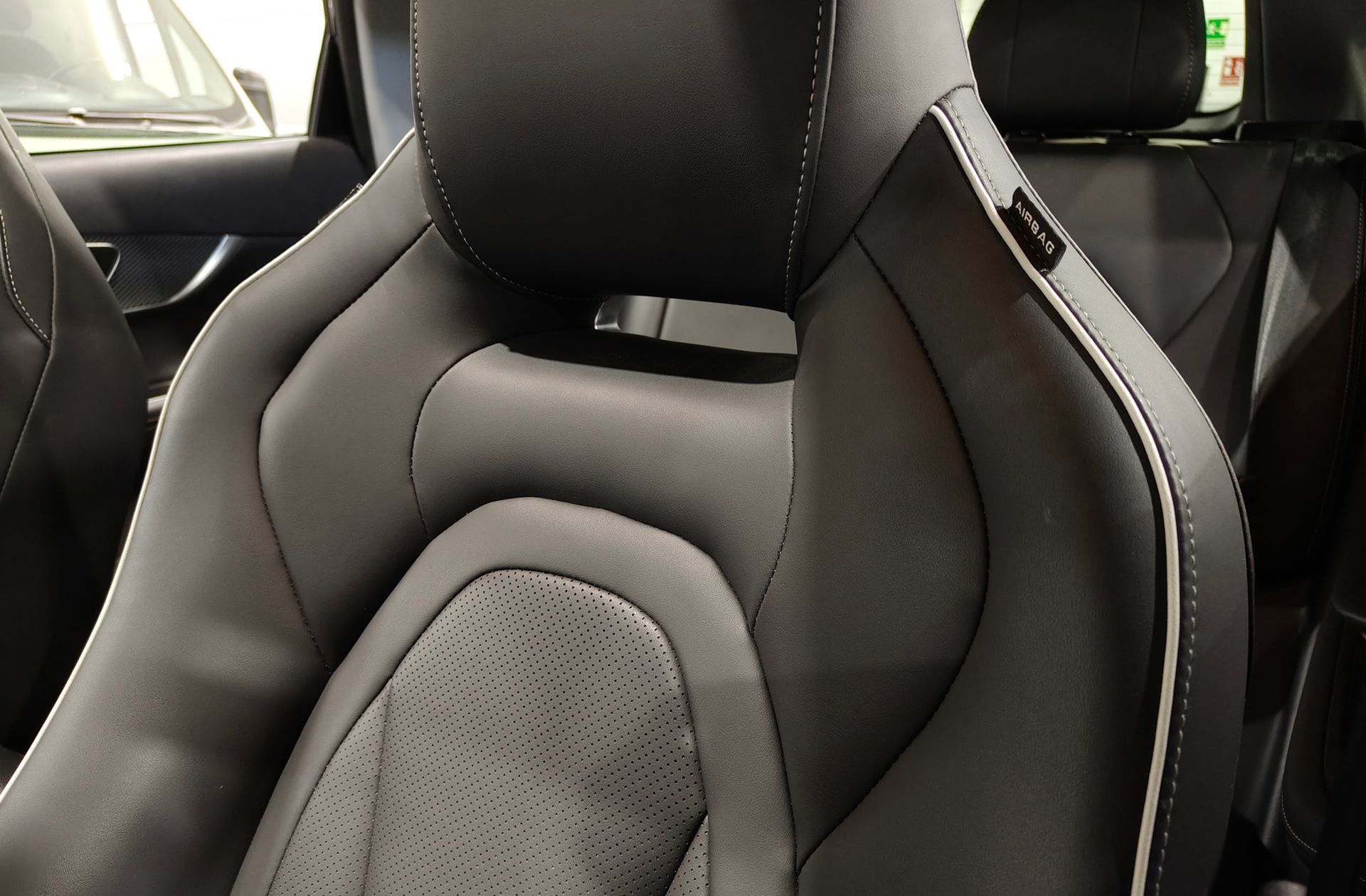 Ebro s700 1.6 T-GDi Luxury 7 DCT - foto 14