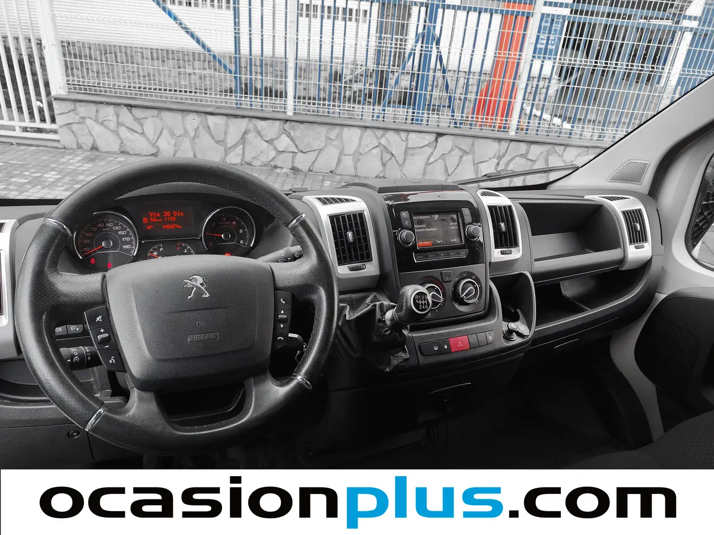 Foto Peugeot Boxer Peugeot Boxer BlueHDi 140 S&S 335 L3H2 (140 CV)