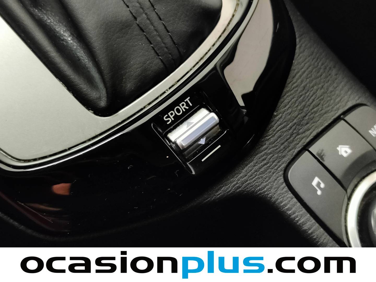 Acabados Mazda CX-3 Mazda CX-3 2.0 SKYACTIV GE i-Eloop Luxury 4WD AT (150 CV)