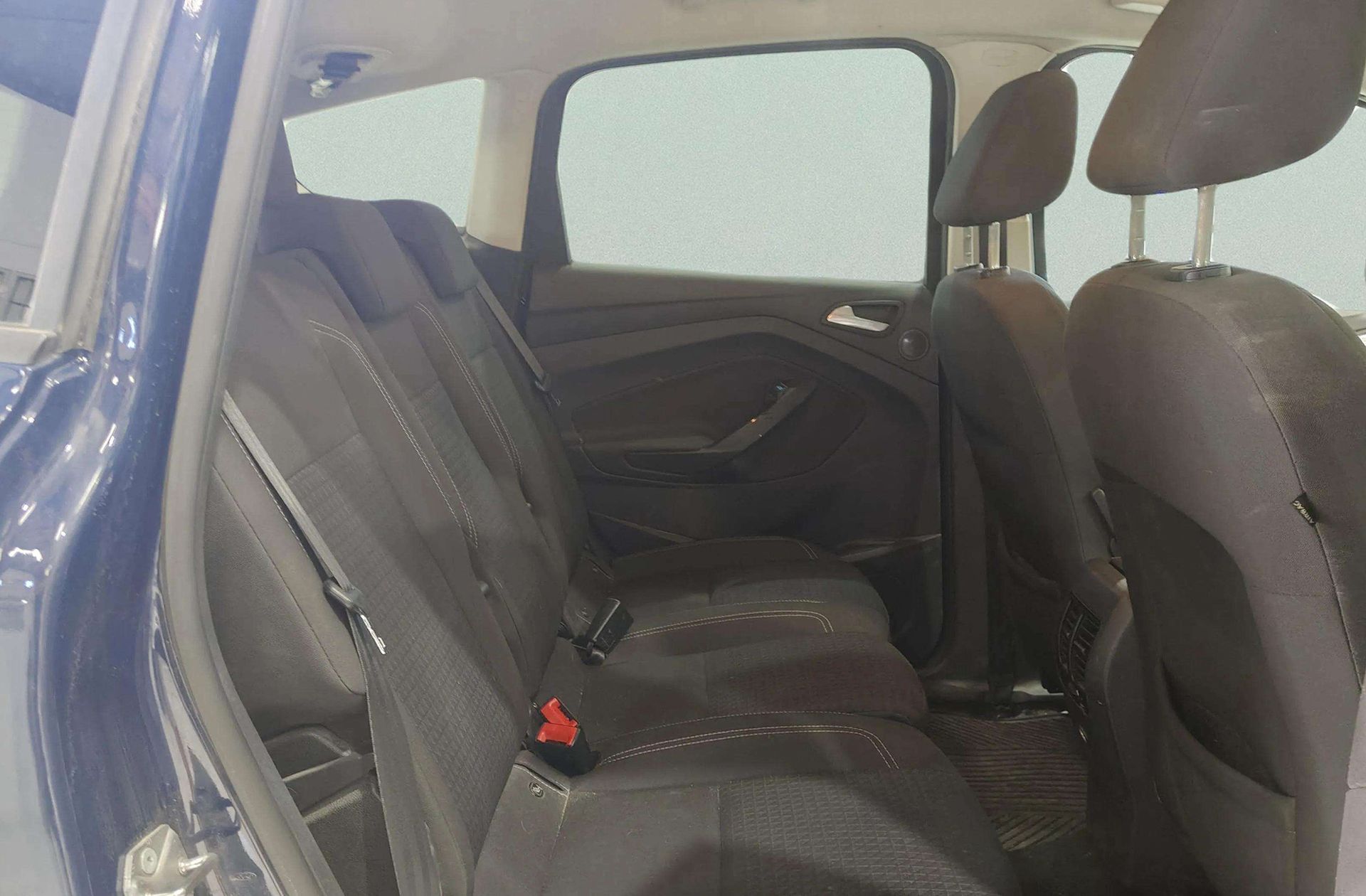 Ford C-Max 1.0 EcoBoost Trend+ - foto 13