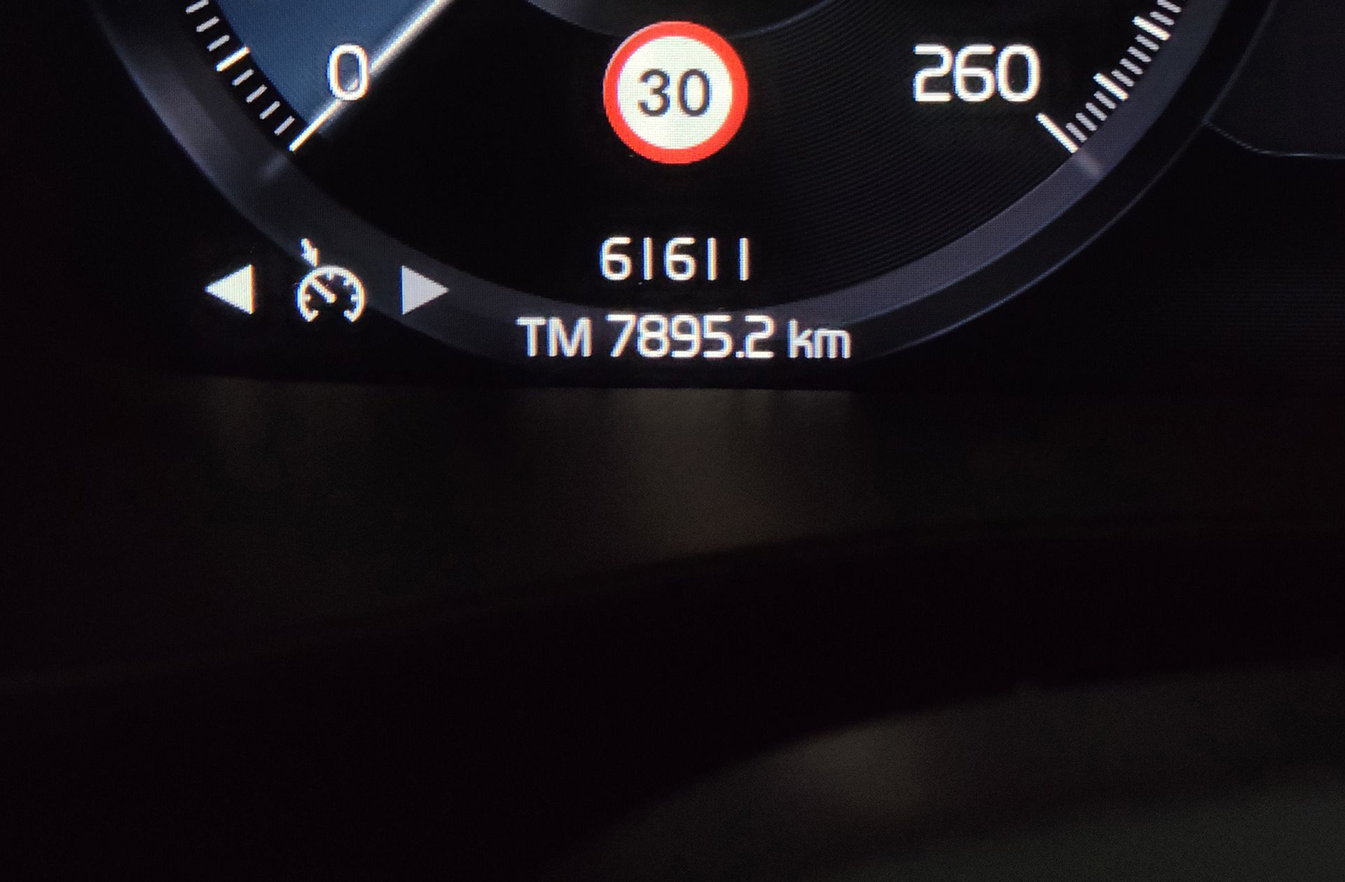 Volvo XC40 T2 Essential - foto 9