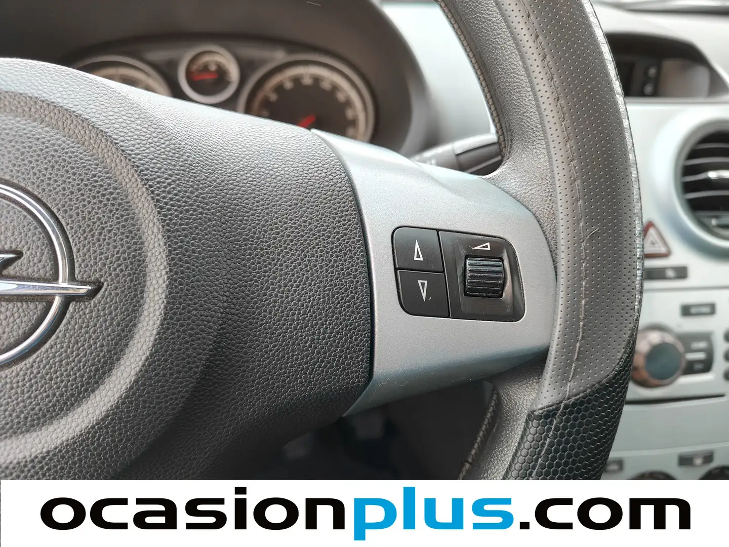 Foto Opel Corsa Opel Corsa 1.2 C'Mon (85 CV)