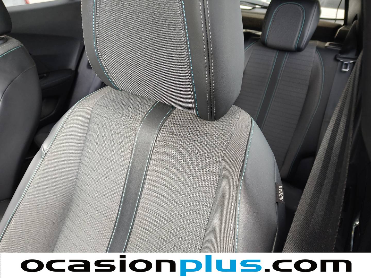 Foto Peugeot 2008 Peugeot 2008 PureTech 130 S&S Allure Pack (130 CV)