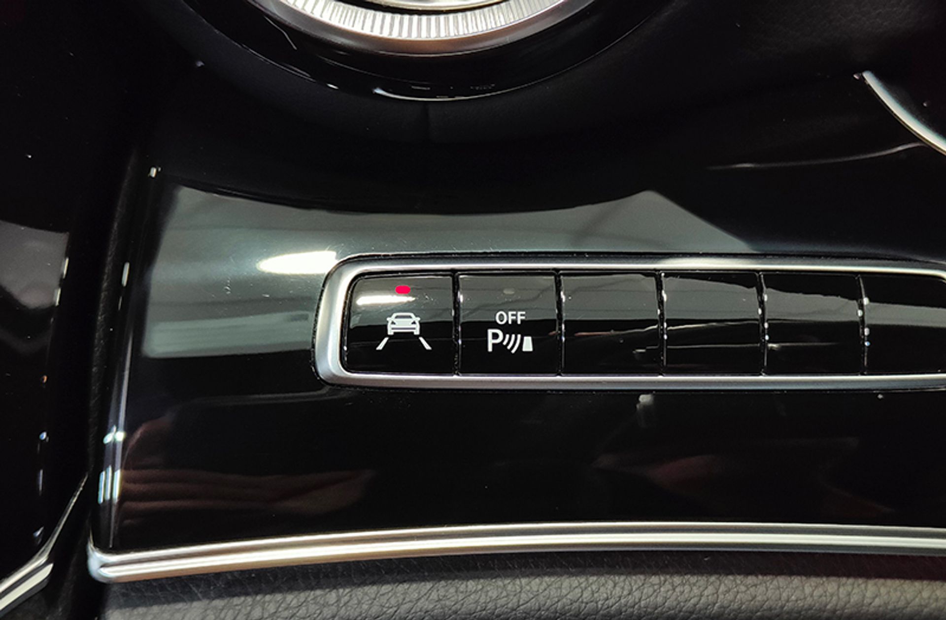 Mercedes-Benz Mercedes-AMG GT 53 AMG 4MATIC+ - foto 46