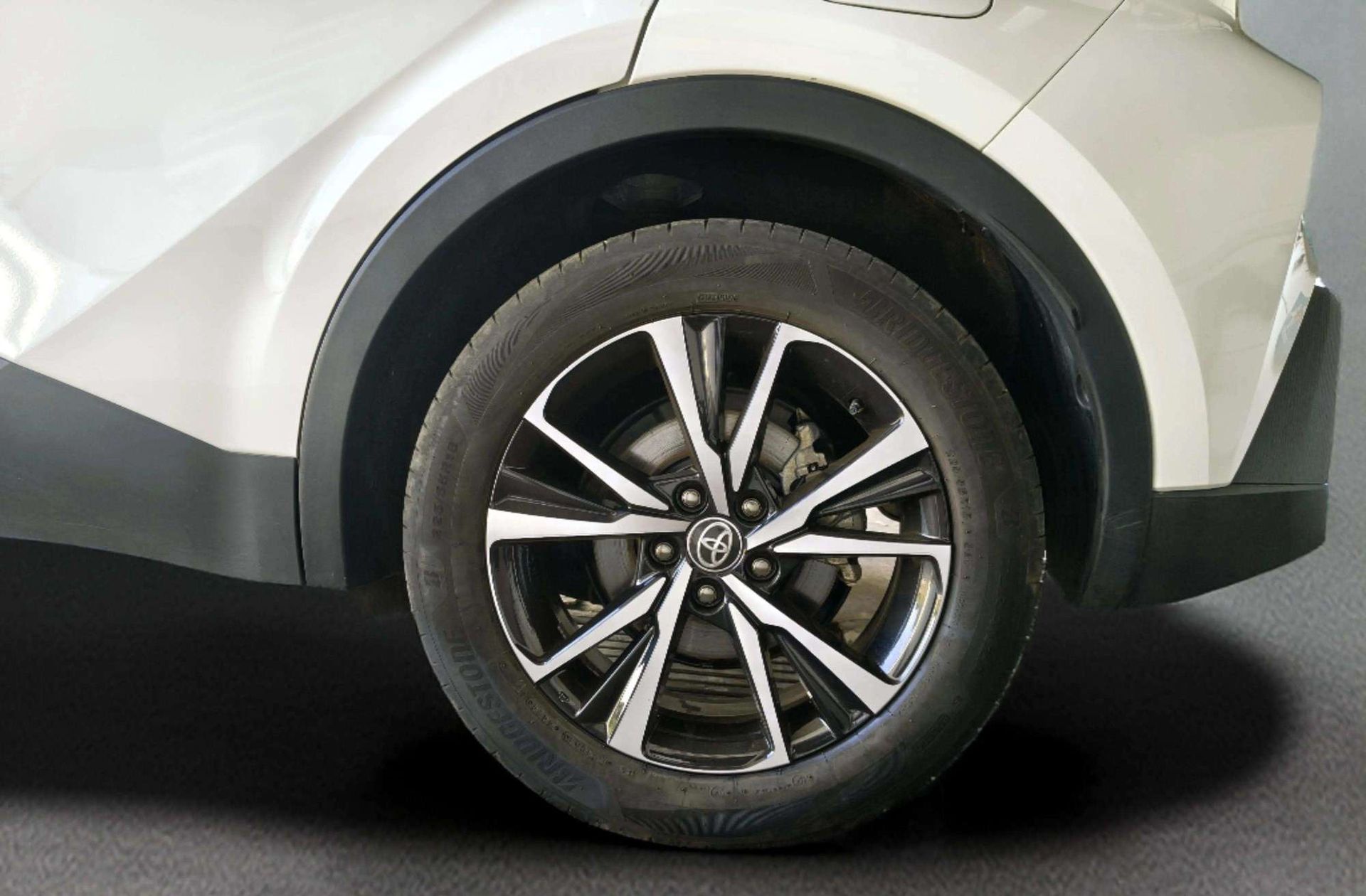 Toyota C-HR 1.8 125H Advance - foto 35