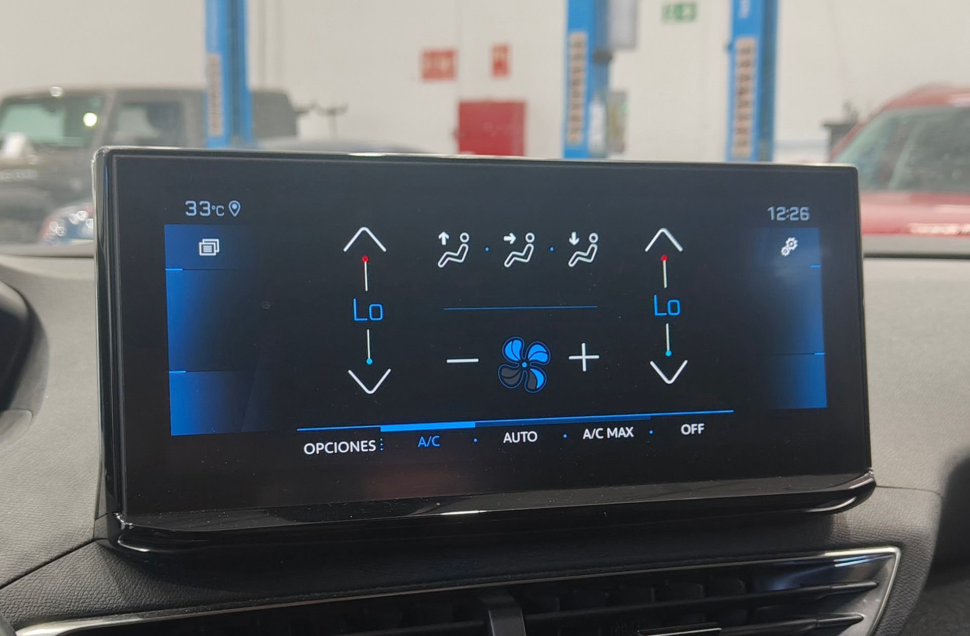 Peugeot 5008 PureTech 130 Allure Pack 7 plazas - foto 34