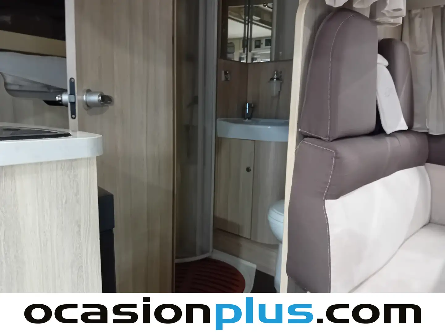 Foto Laika ECOVIP 300 Laika ECOVIP 300 300 2.3 Diesel (131 CV)