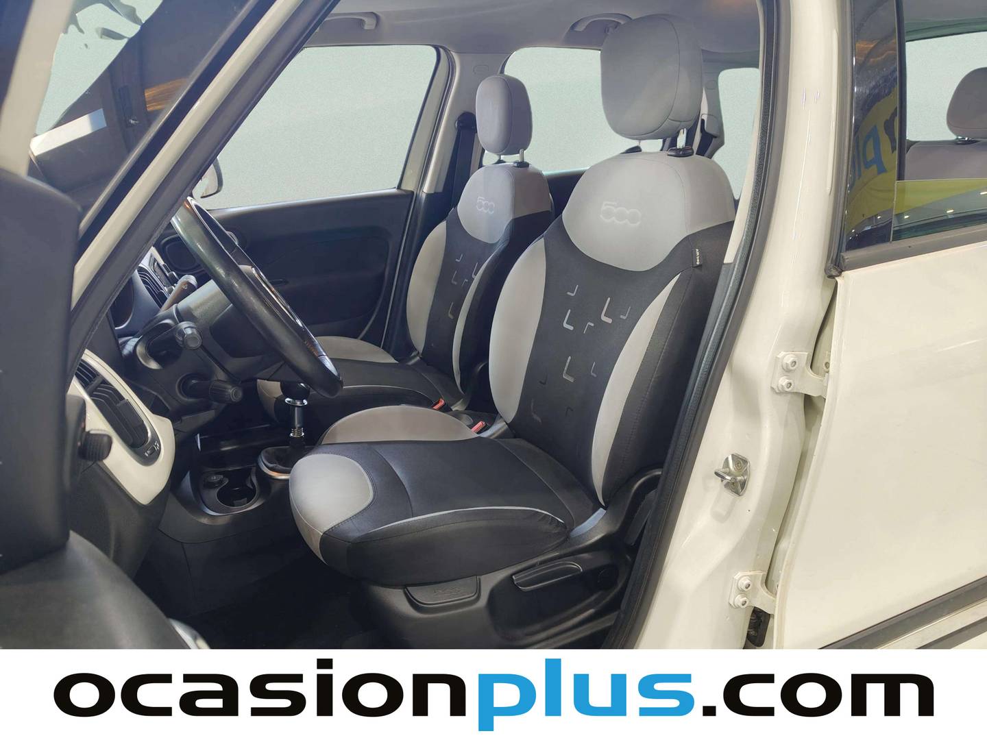 Foto asientos delanteros Fiat 500L Fiat 500L 1.4 16v Pop Star (95 CV)