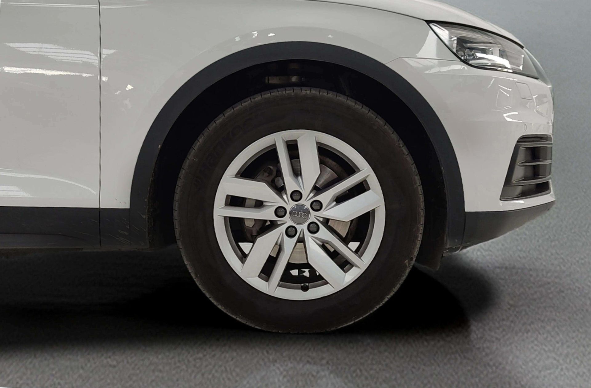 Audi Q5 Advanced 2.0 TDI - foto 39