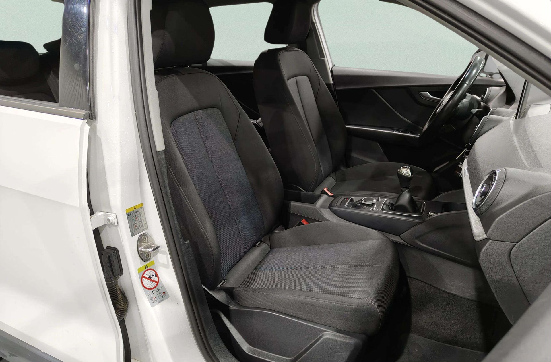 Audi Q2 30 TDI - foto 17