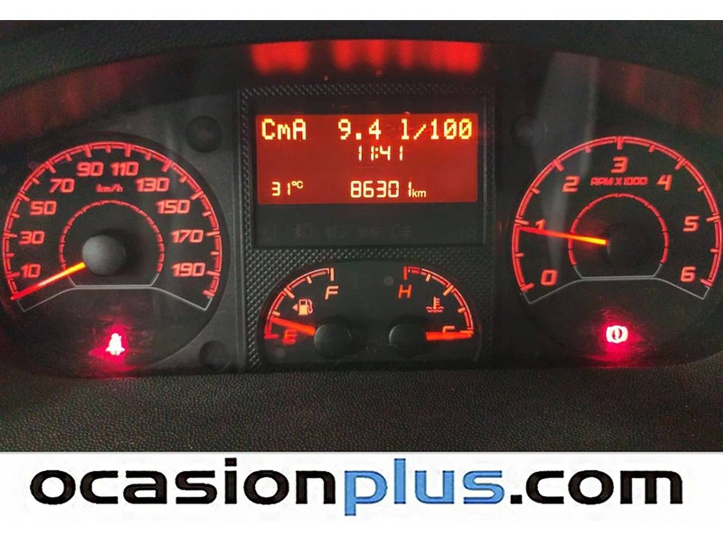 Foto Peugeot Boxer Peugeot Boxer Furgon BlueHDi 140 S&S 435 L3H3 (140 CV)