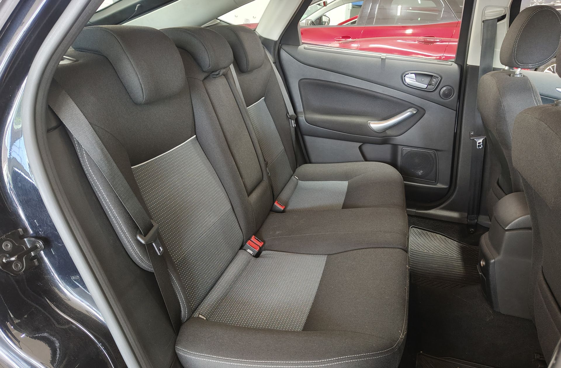 Ford Mondeo 1.8 TDCi Econetic - foto 14