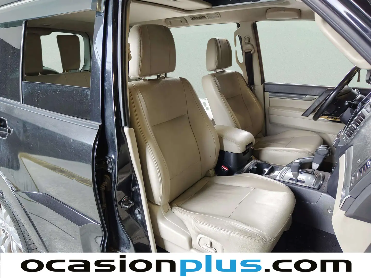 Foto Mitsubishi Montero Mitsubishi Montero 3.2DI-D Kaiteki 5AT 7 Plazas (190 CV)