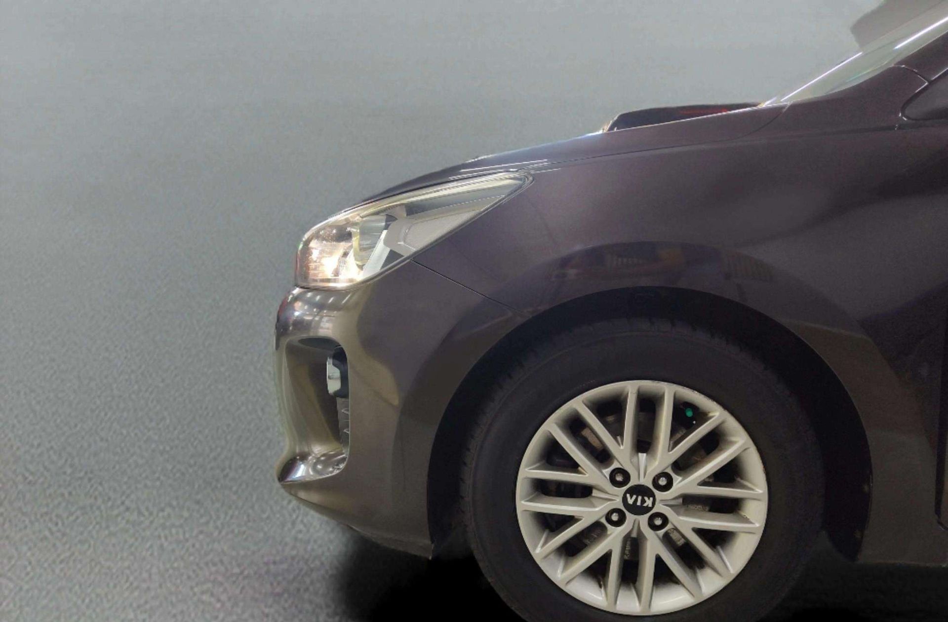 Kia Rio 1.0 T-GDi Drive - foto 34