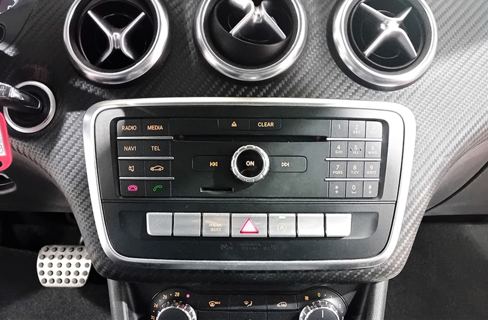 Mercedes-Benz Clase A 180 Pack AMG - foto 33