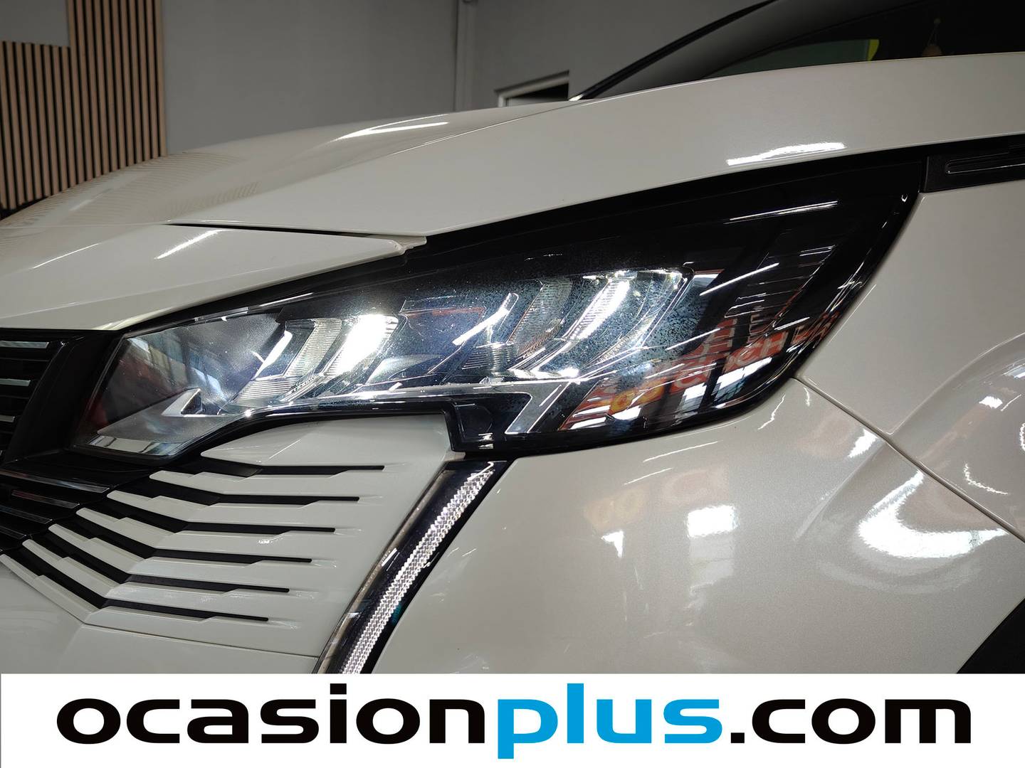 Equipamiento del Peugeot 3008 Peugeot 3008 PureTech 130 S&S Allure Pack (130 CV)