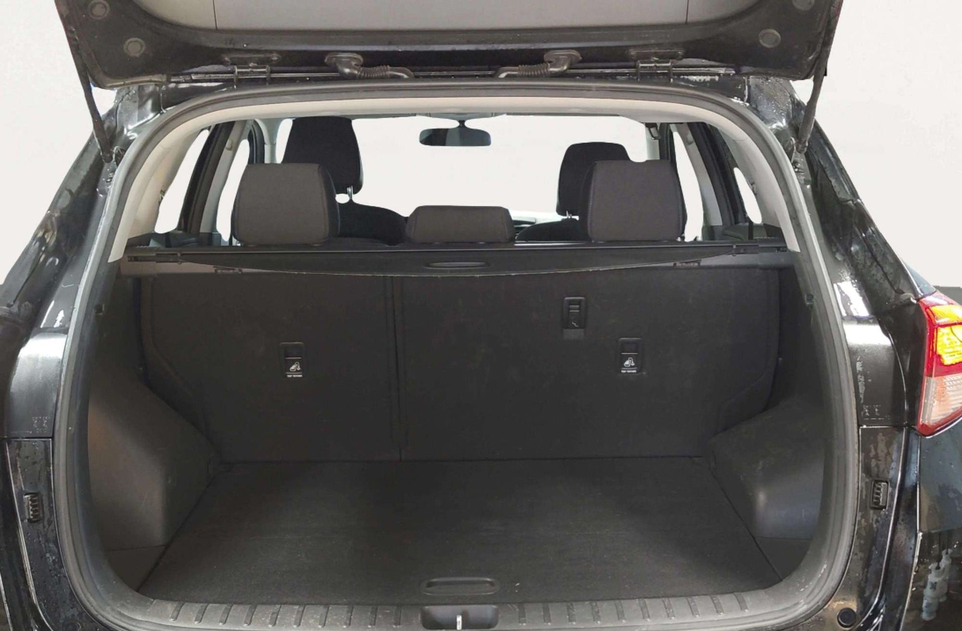 Hyundai Tucson 1.7 CRDi BlueDrive 25 Aniversario 4x2 - foto 16
