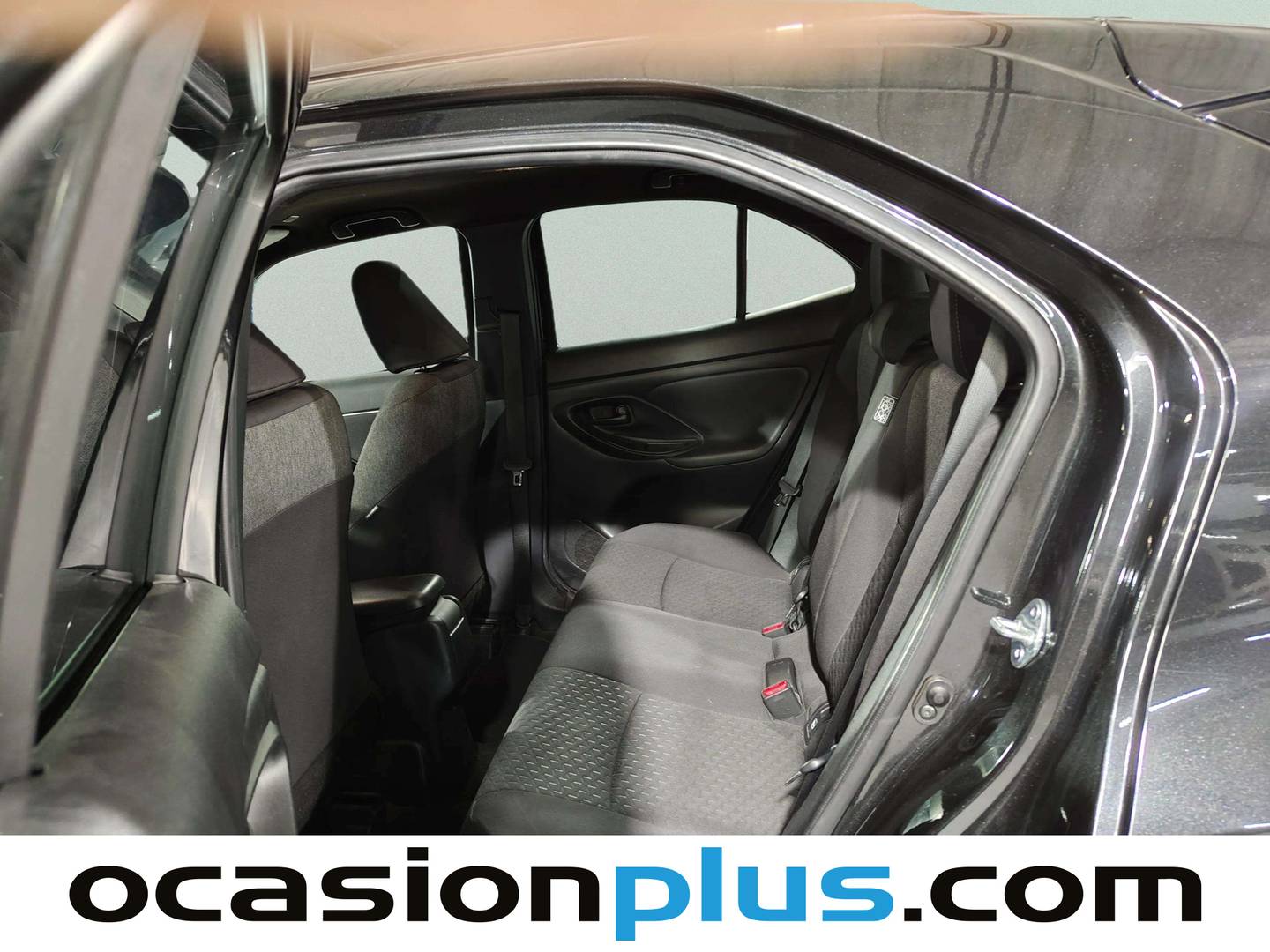 Foto asientos traseros Toyota Yaris Cross Toyota Yaris Cross 120H Active Plus (116 CV)