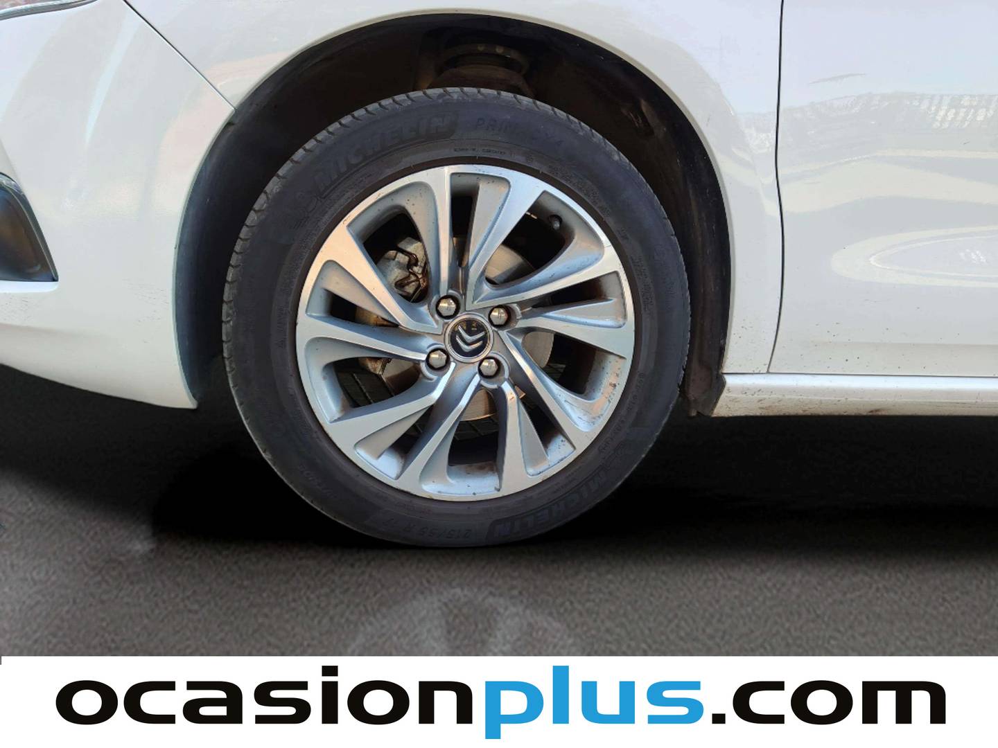 Equipamiento del Citroën DS4 Citroën DS4 1.6 e-HDi STT Design (114 CV)