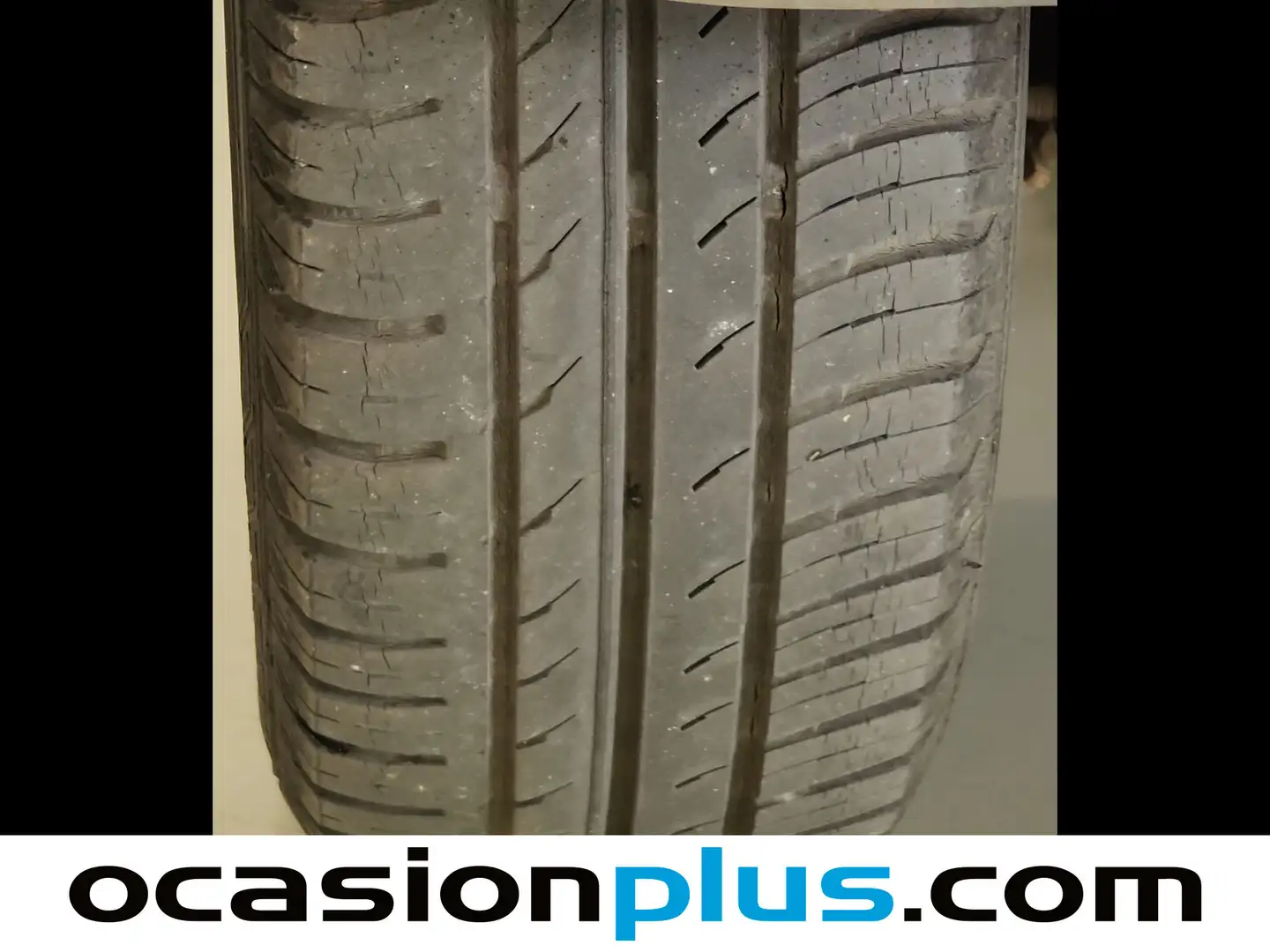 Foto Peugeot 107 Peugeot 107 1.0i Trendy 2 Tronic (68 CV)