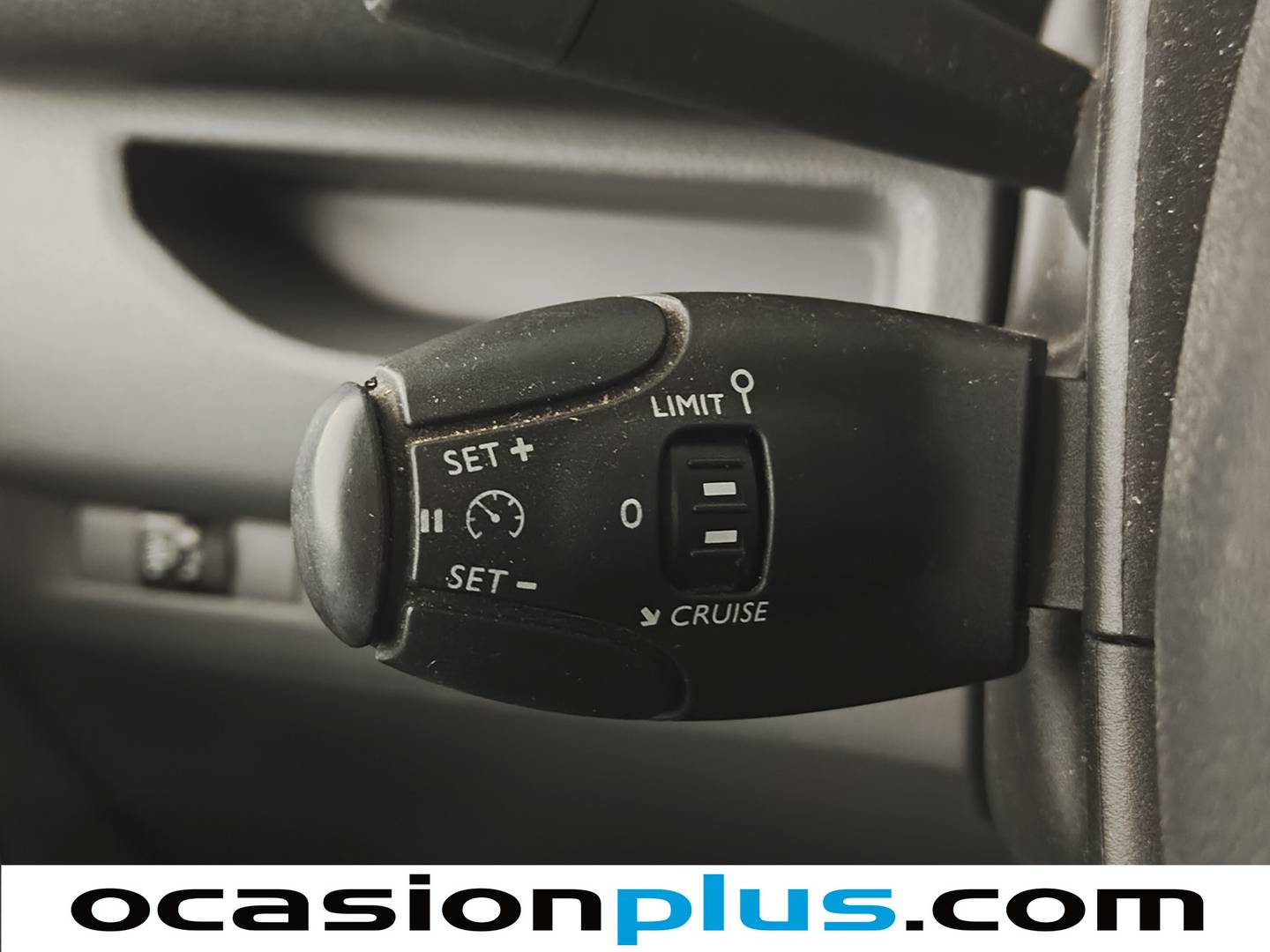 Foto Peugeot Expert Peugeot Expert BlueHDi 100 Pro Standard (102 CV)