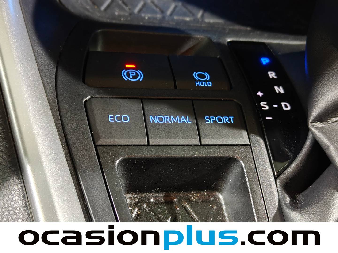 Paquetes del Toyota Rav4 Toyota Rav4 2.5l hybrid Black Edition (218 CV)