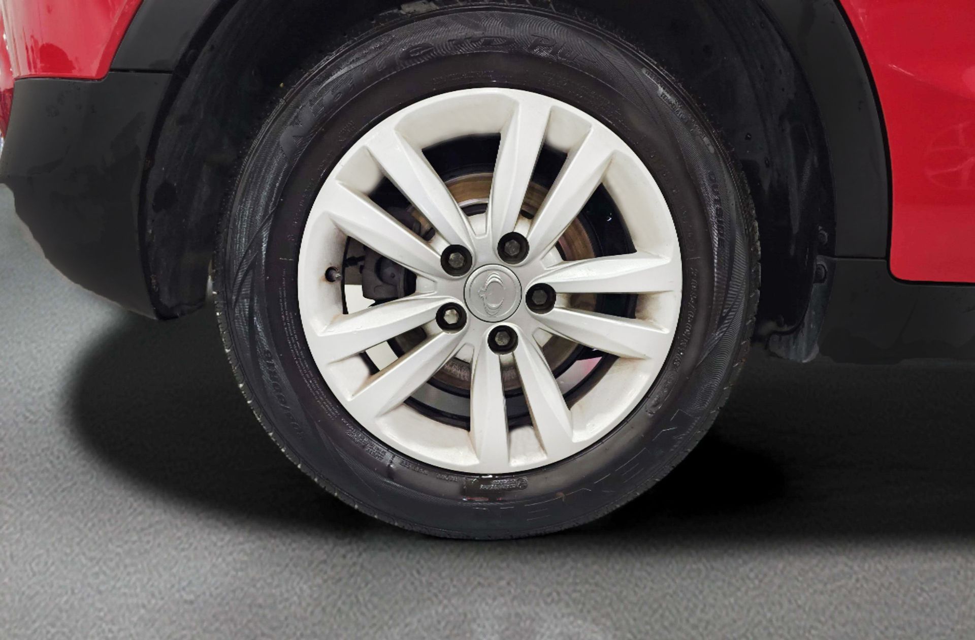 SsangYong Tivoli D16T Premium 4x2 - foto 35