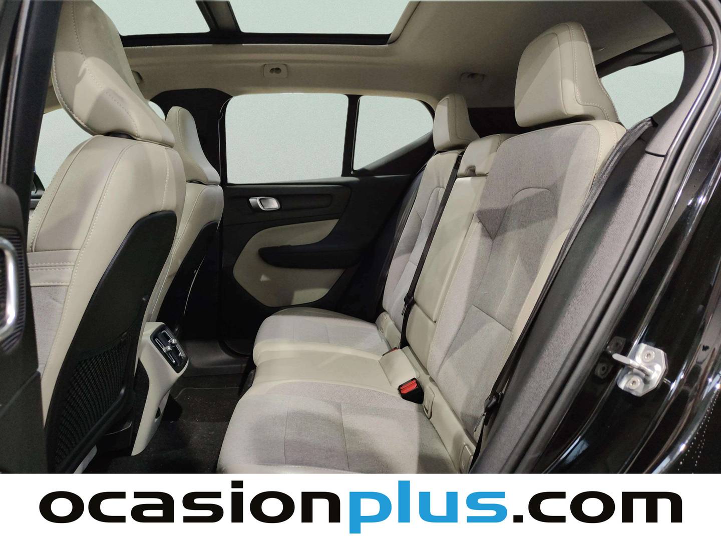 Foto Volvo XC40 Volvo XC40 D3 Momentum Auto (150 CV)