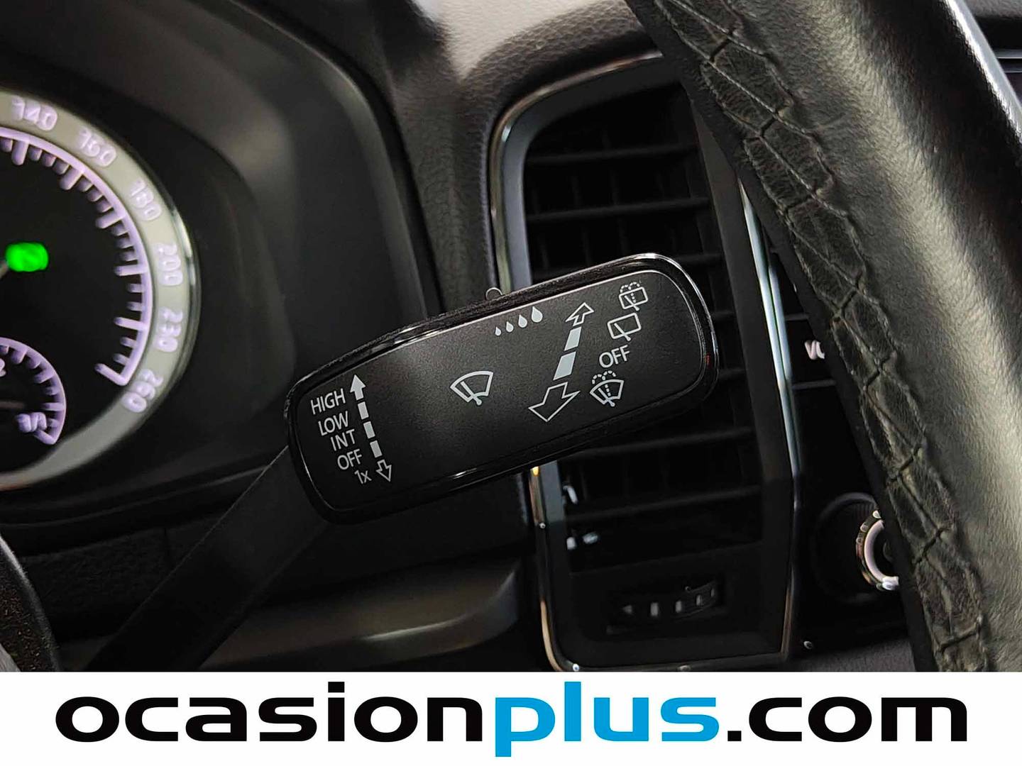 Skoda Karoq Skoda Karoq 1.5 TSI ACT Ambition DSG (150 CV) gasolina