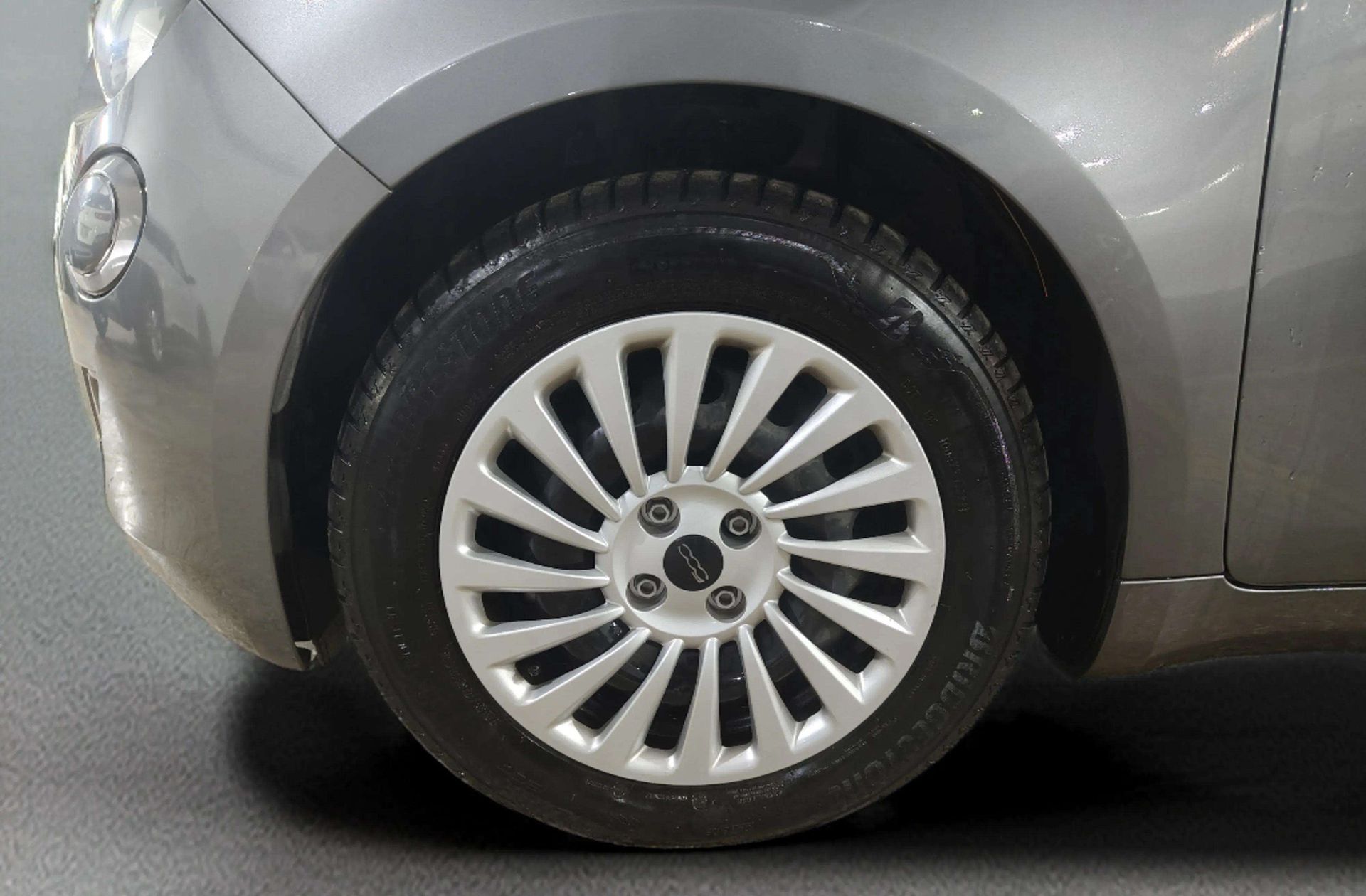 Fiat 500 Eléctrico Monotrim 320km - foto 31