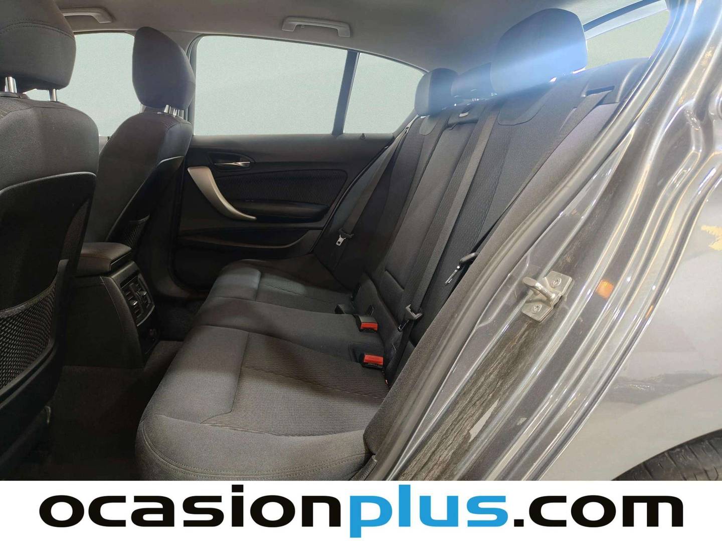 Foto asientos traseros BMW Serie 1 BMW Serie 1 118d (143 CV)