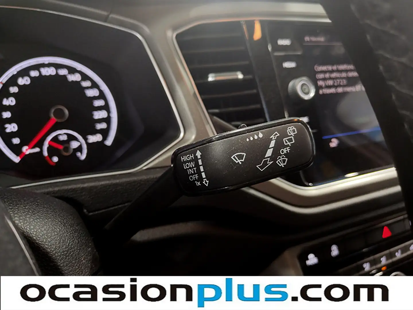 Foto Volkswagen T-Roc Volkswagen T-Roc Advance 2.0 TDI (115 CV)