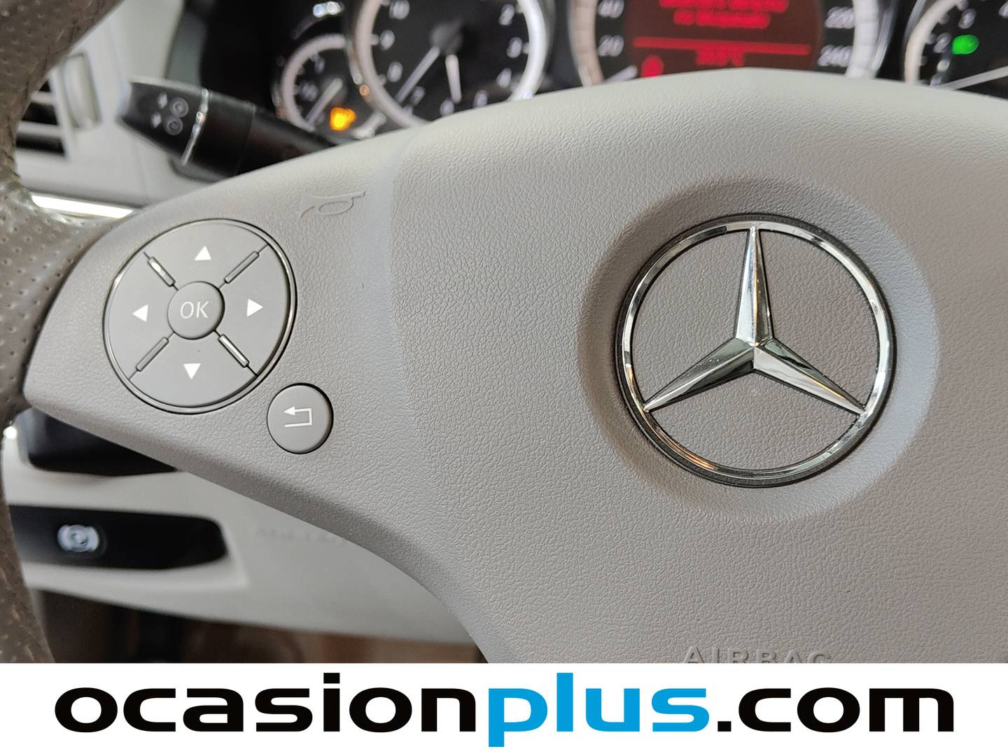 Foto Mercedes Clase E Mercedes-Benz Clase E E 200 CGI Coupe Blue Efficiency Avantgarde (184 CV)