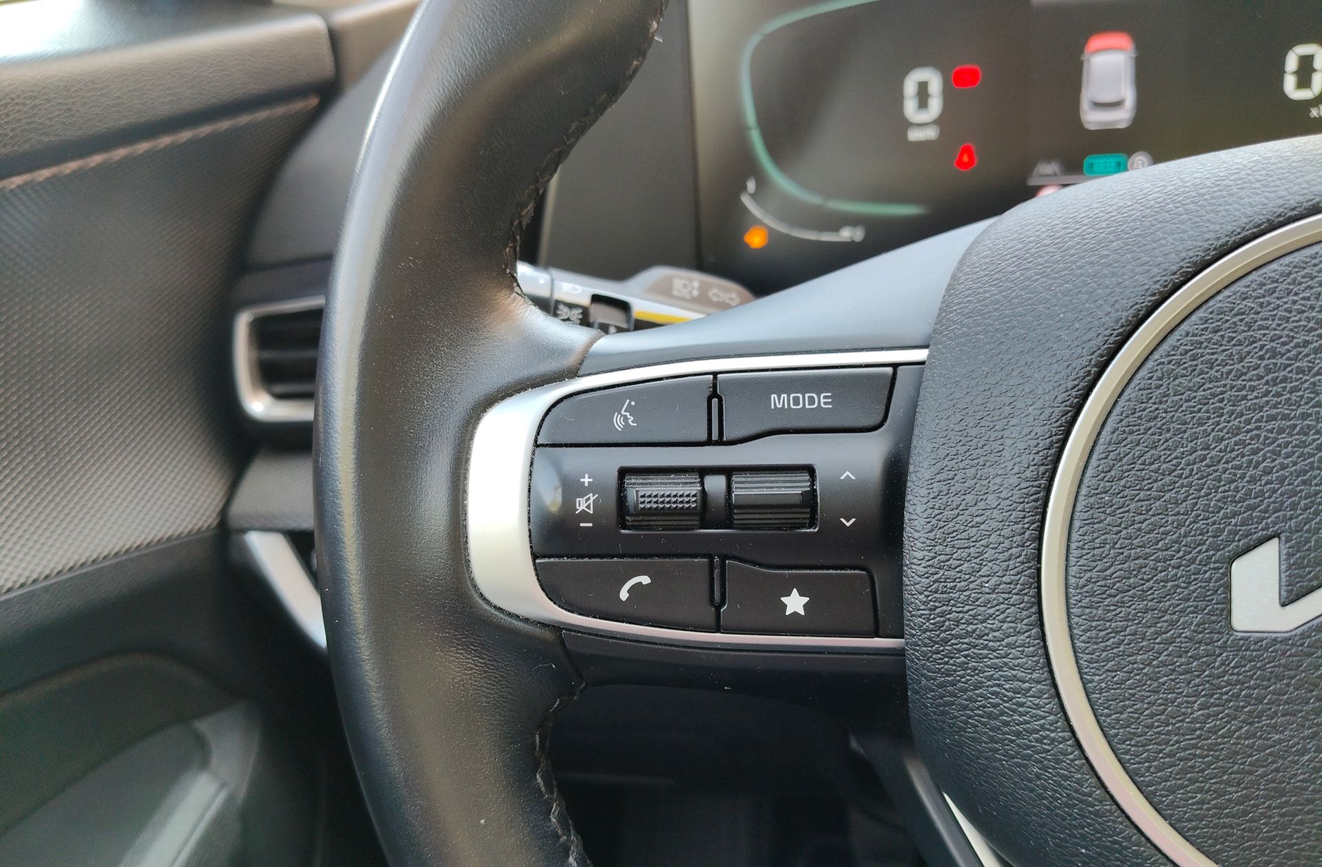 Kia Sportage 1.6 T-GDi Drive 4x2 - foto 27
