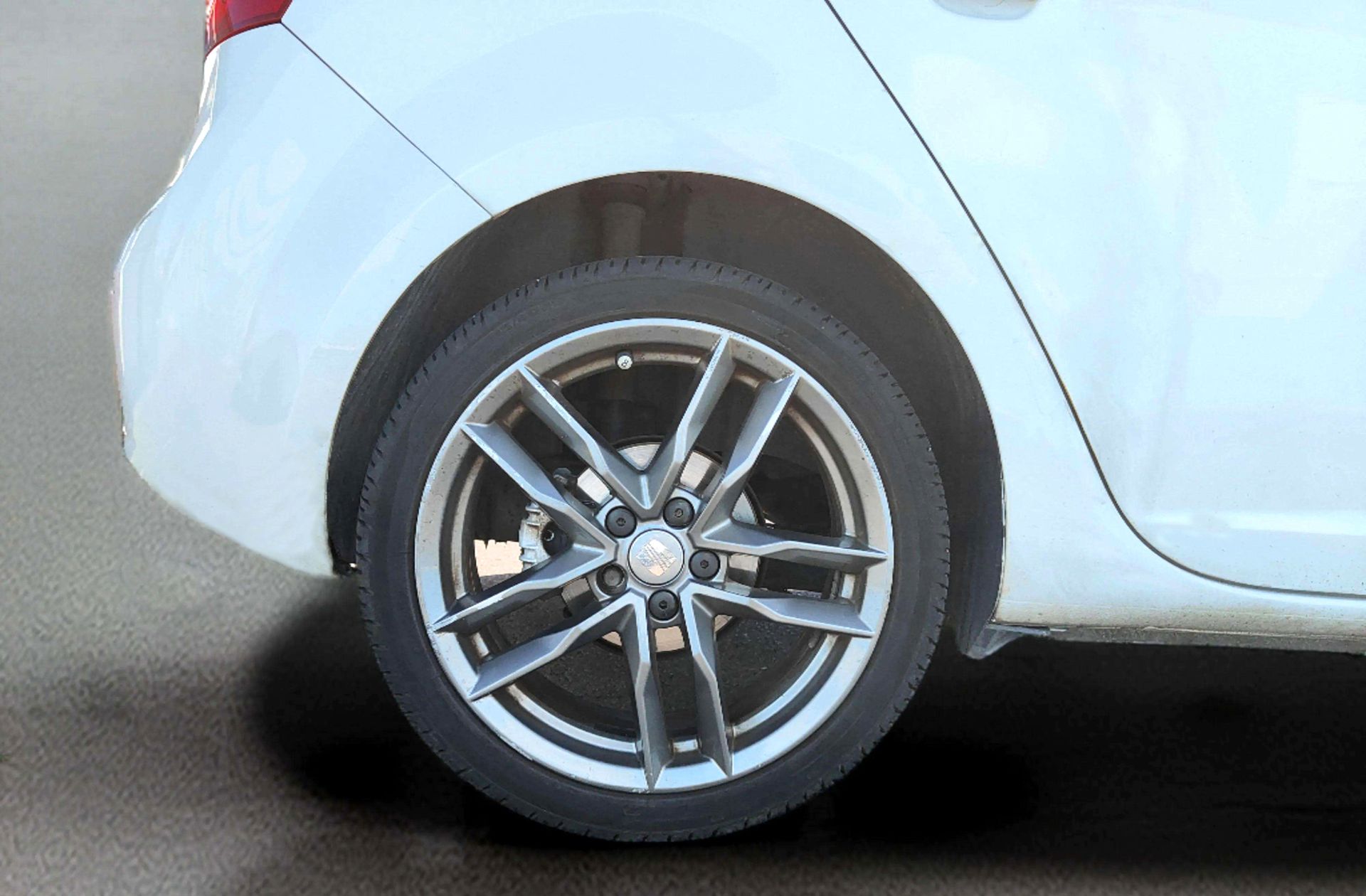 SEAT Ibiza 1.4 TSI FR DSG - foto 30