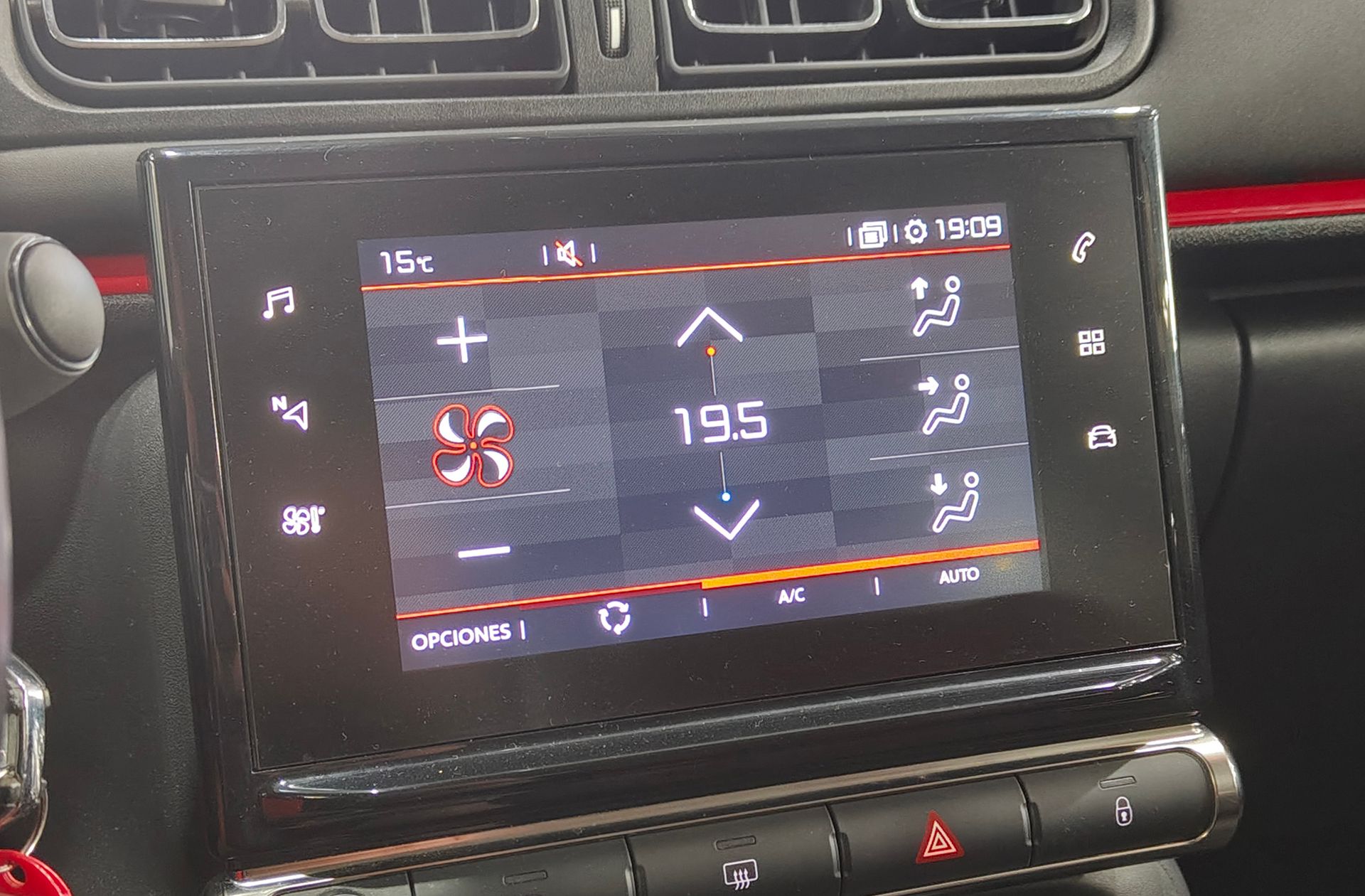 Citroën C3 PureTech 110 Shine EAT6 - foto 31