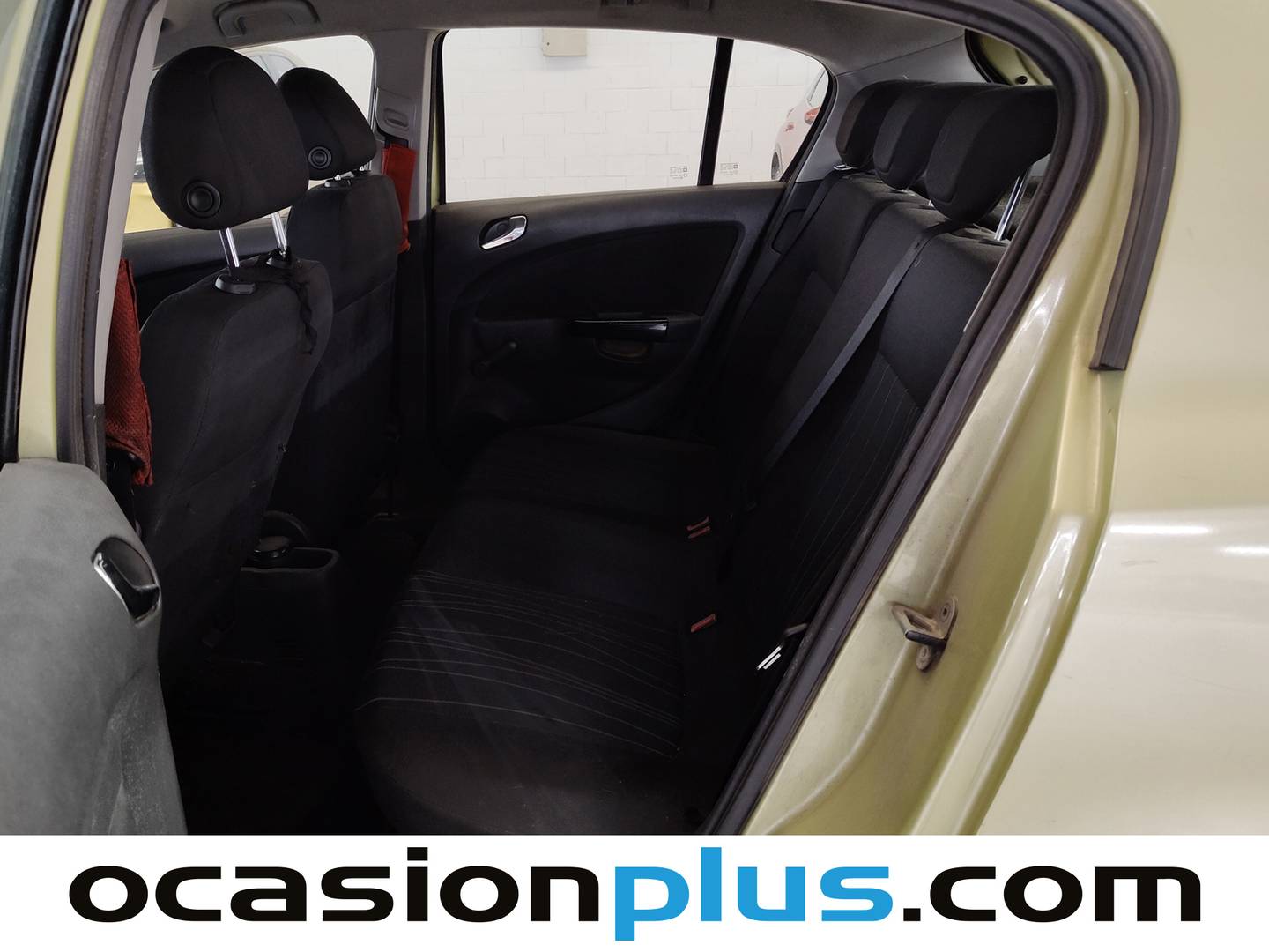 Foto asientos traseros Opel Corsa Opel Corsa 1.3 CDTI Enjoy (90 CV)