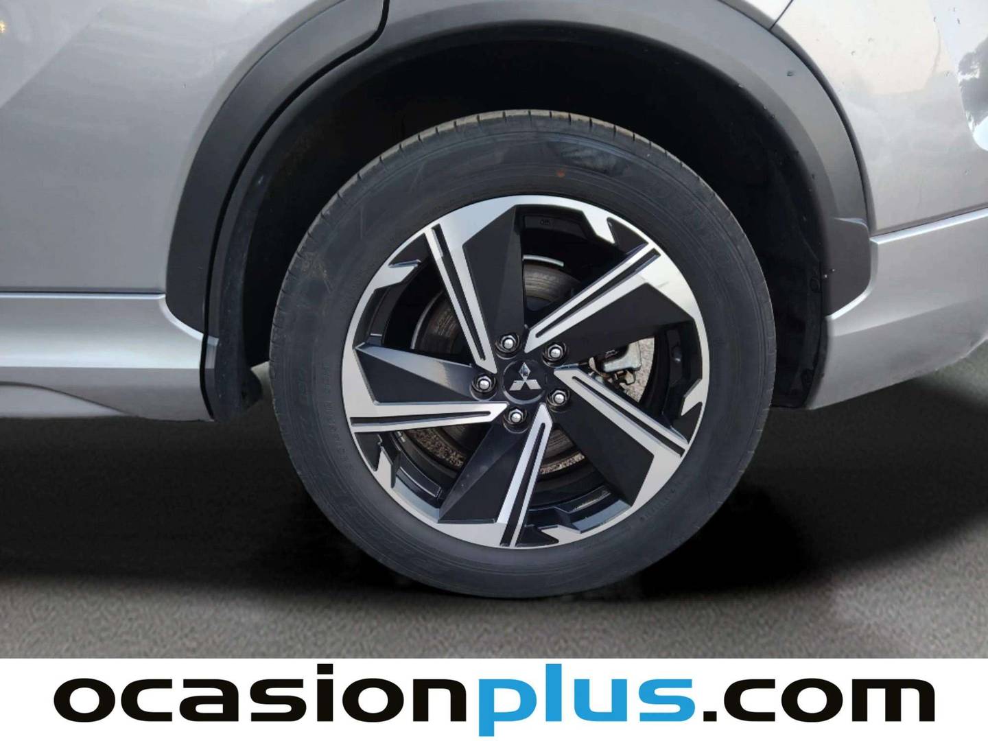 Foto Mitsubishi Eclipse Cross Mitsubishi Eclipse Cross 2.4 PHEV Kaiteki 4WD Auto (188 CV)