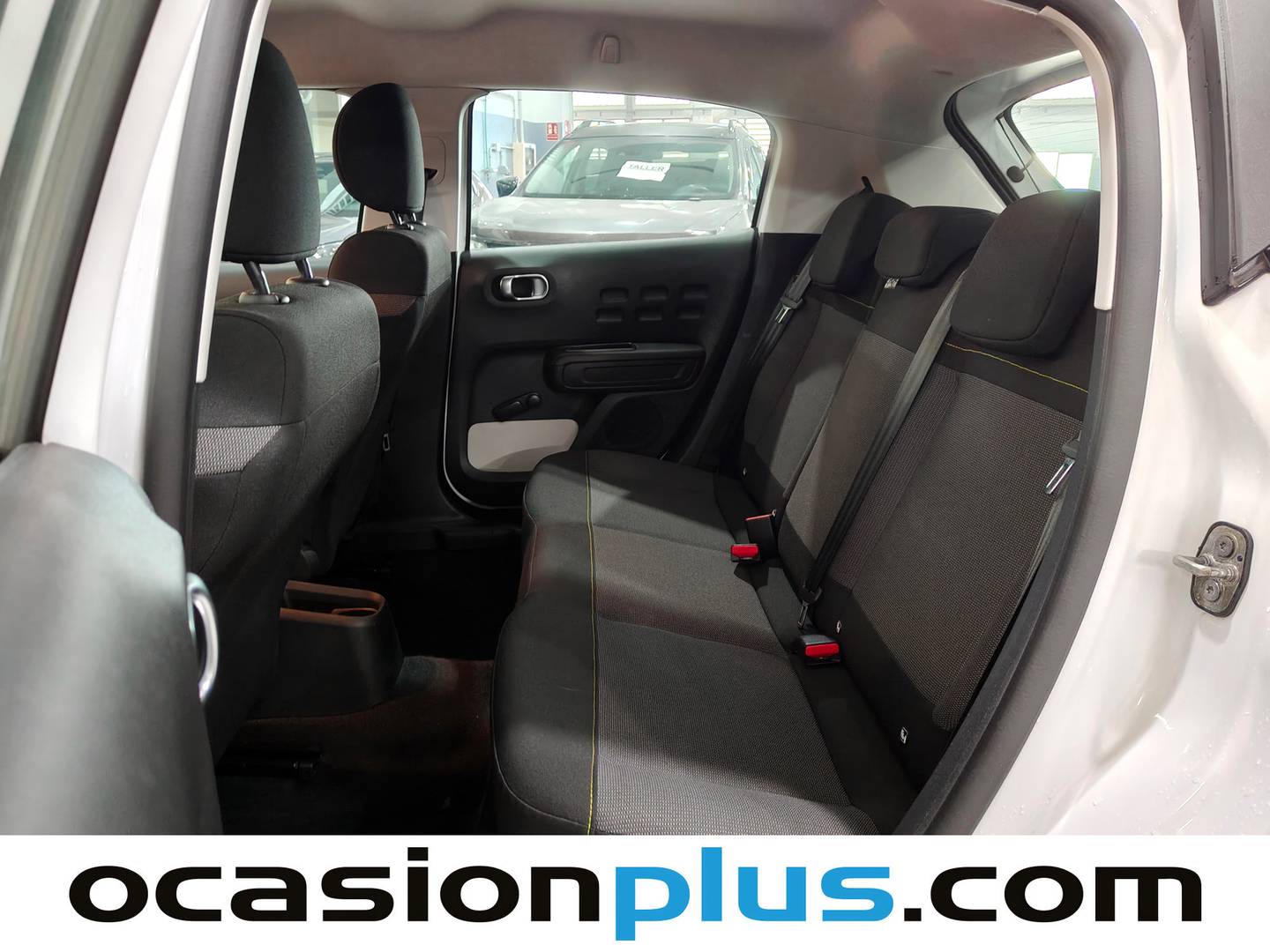 Foto asientos traseros Citroën C3 Citroen C3 PureTech 82 C-Series  (83 CV)