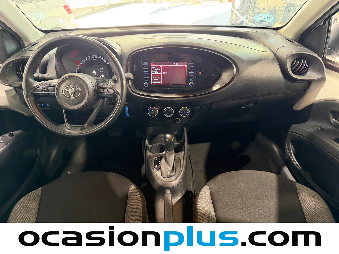 Toyota Aygo X Cross Toyota Aygo X Cross 1.0 VVT-I Play (72 CV) de ocasión