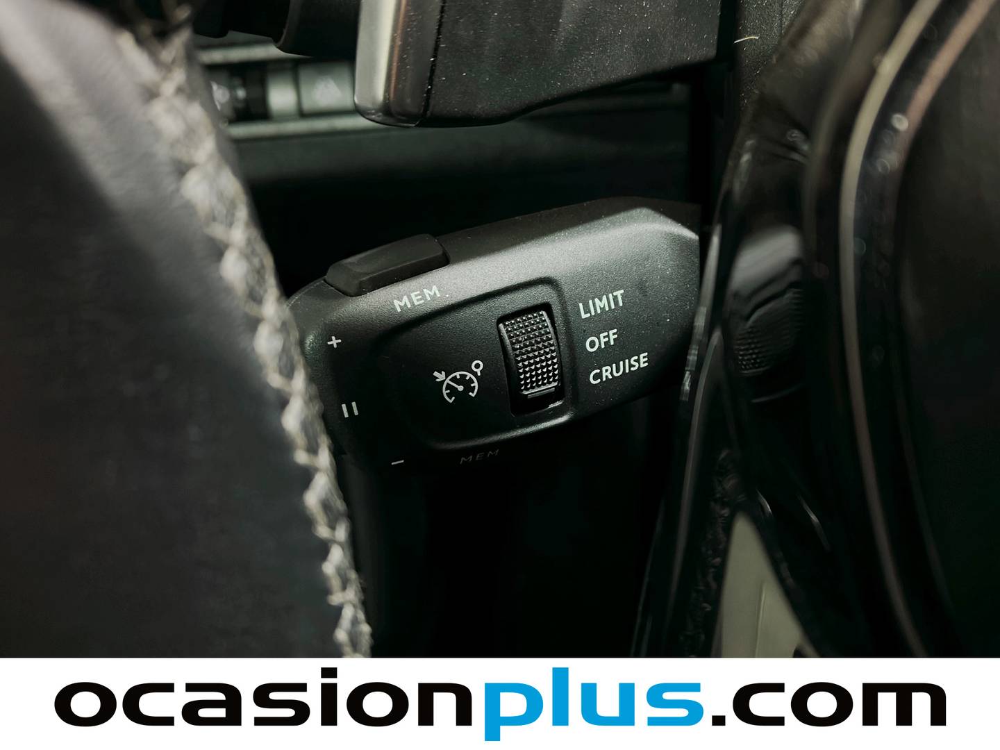 Foto Peugeot 3008 Hybrid Peugeot 3008 Hybrid 300 Allure Pack e-EAT8 (300 CV)