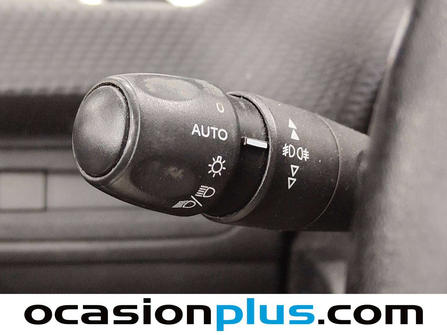 Acabados Peugeot 208 Peugeot 208 BlueHDi 100 Allure (100 CV)