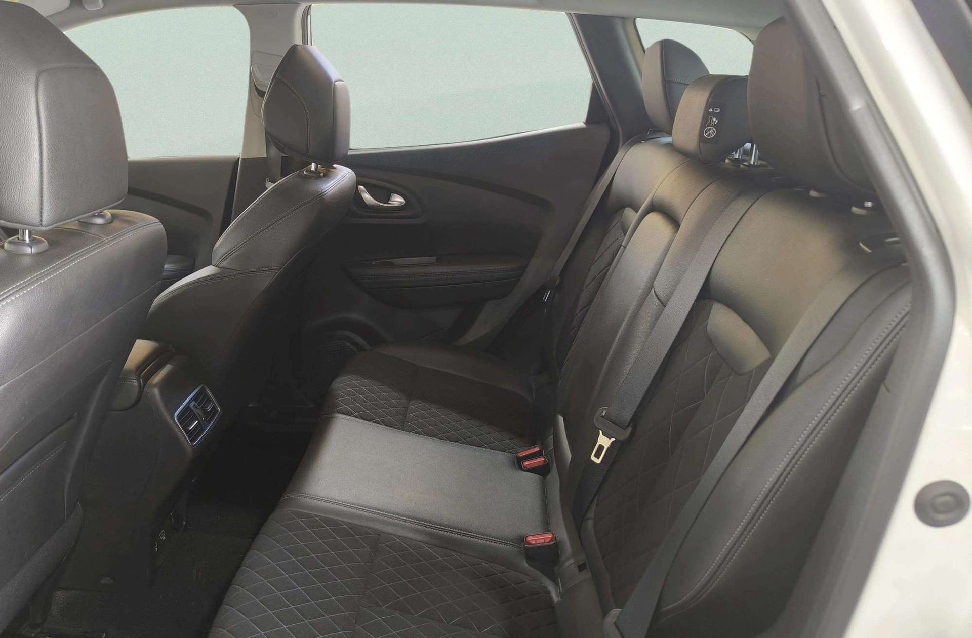 Renault Kadjar Techno TCe GPF - foto 11