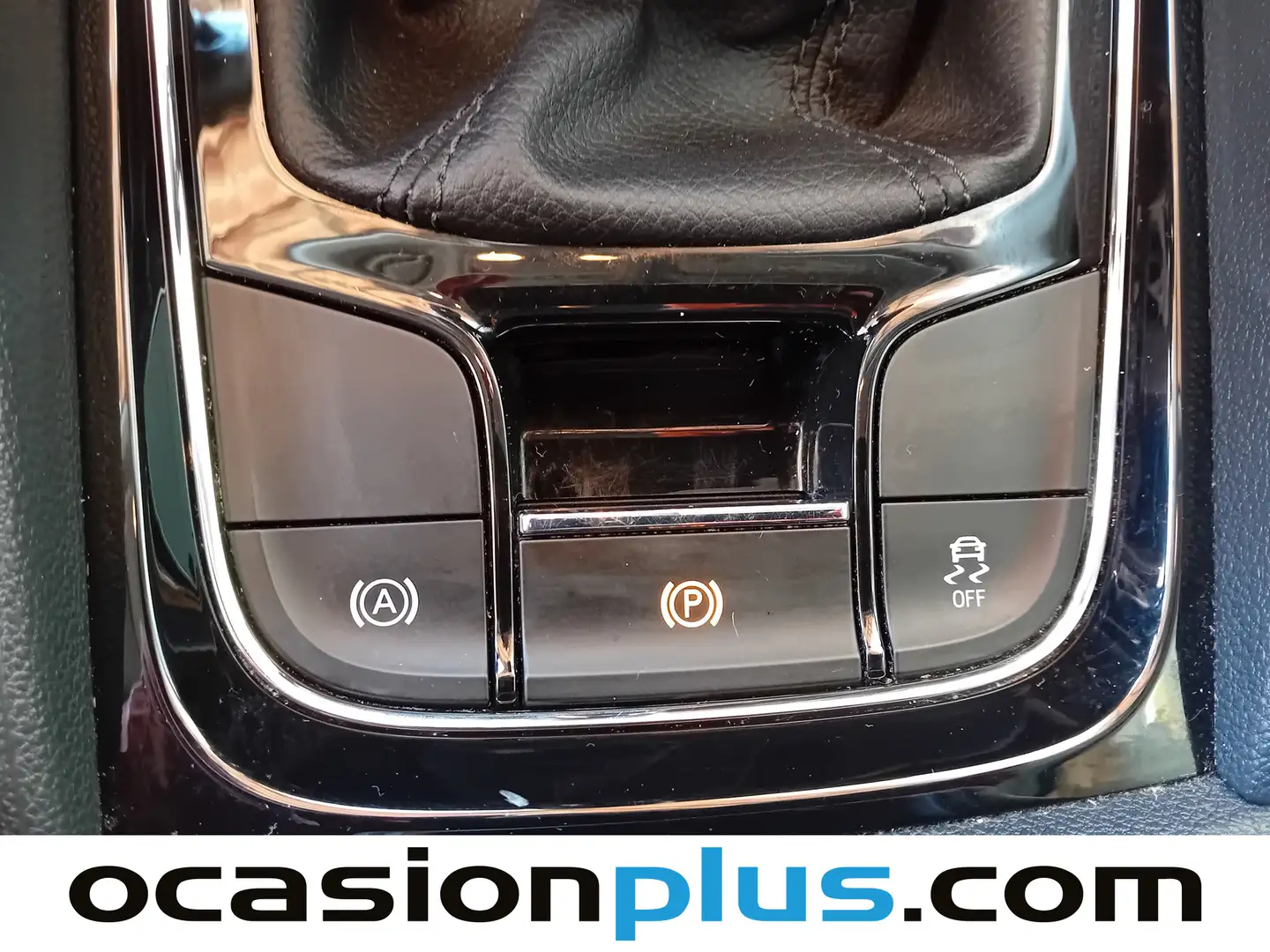 Foto Skoda Karoq Skoda Karoq 1.0 TSI Like (115 CV)