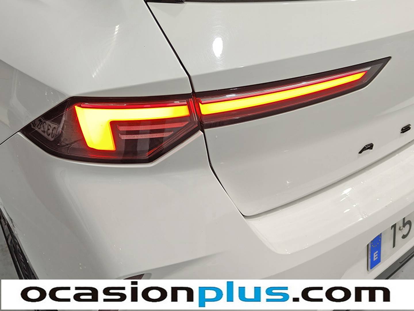 Foto Opel Astra Opel Astra 1.2 Turbo XHT GS (130 CV)