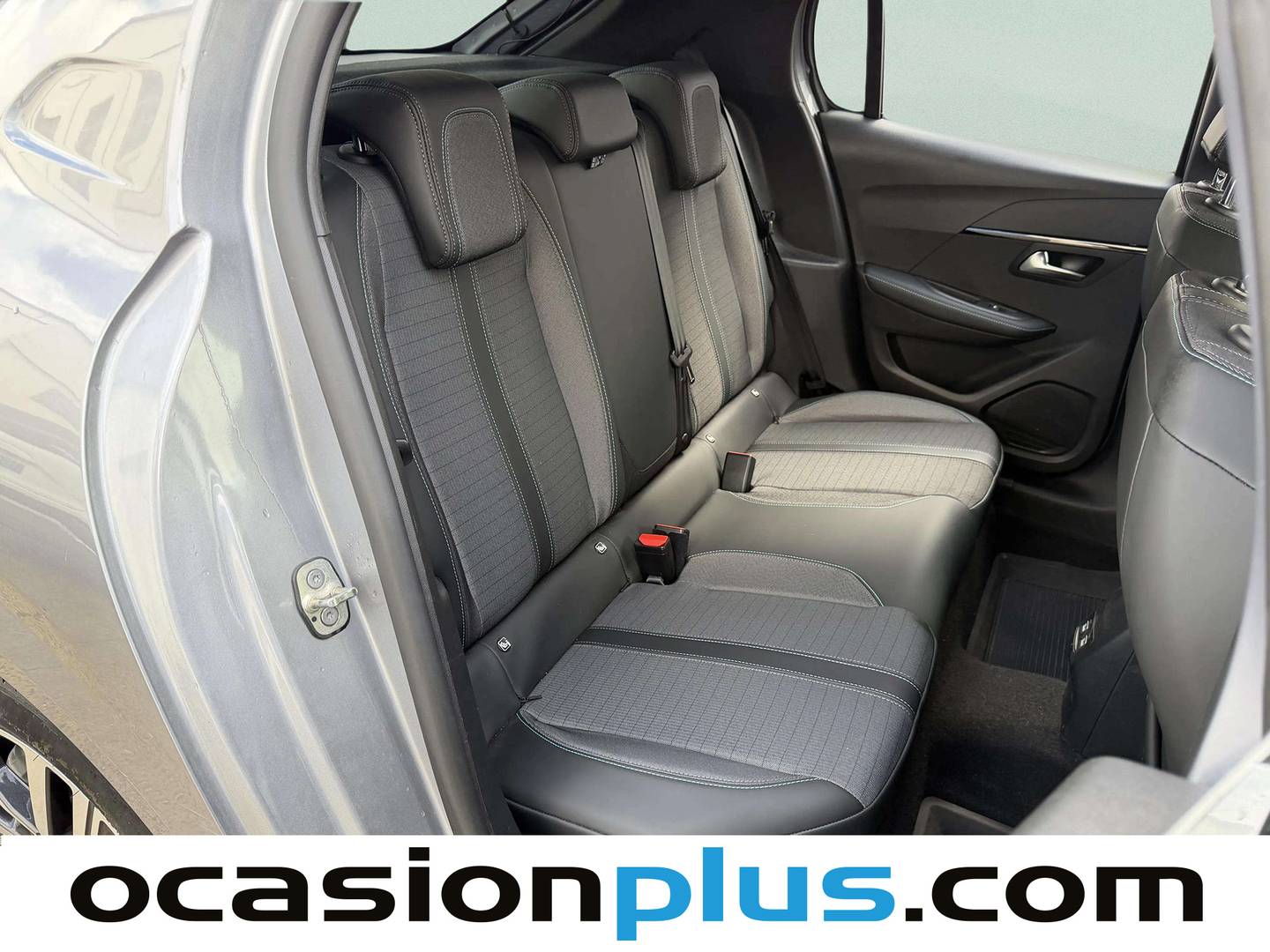 Foto Peugeot 208 Peugeot 208 PureTech 100 Allure Pack EAT8 75 kW (100 CV)