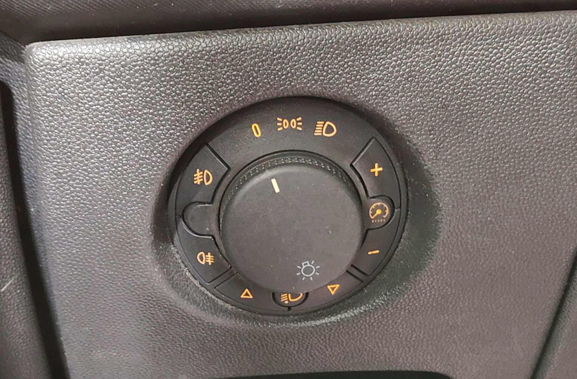 Opel Corsa 1.3 CDTI Sport - foto 19