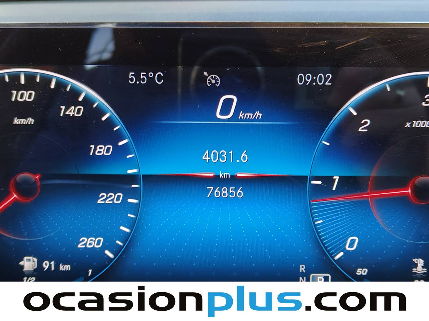 Foto Mercedes GLB Mercedes-Benz GLB 220 D 4Matic  (190 CV)